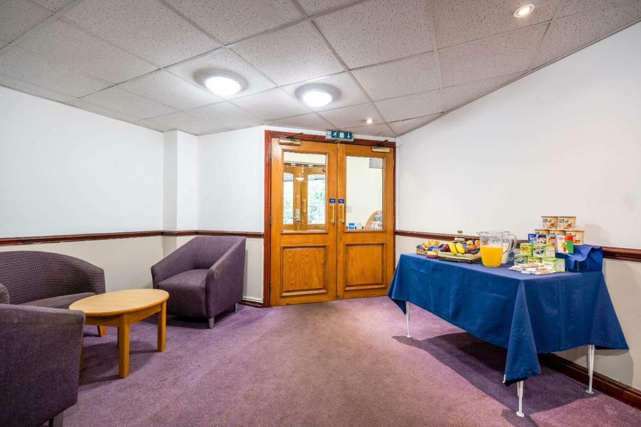 מידלטון Comfort Inn Manchester North מראה חיצוני תמונה