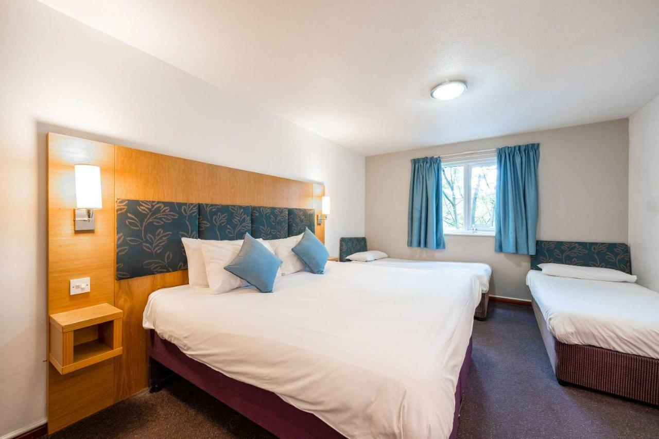 מידלטון Comfort Inn Manchester North מראה חיצוני תמונה