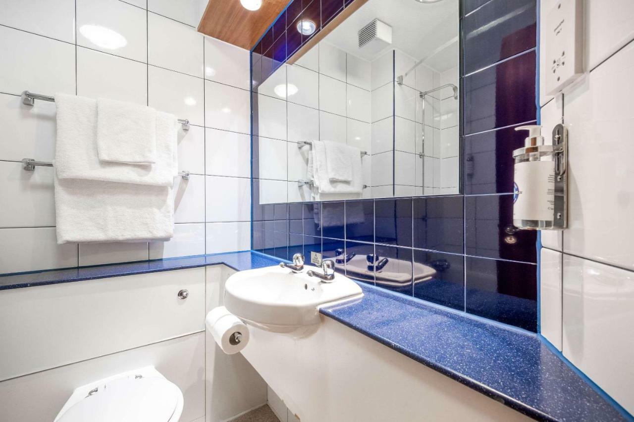 מידלטון Comfort Inn Manchester North מראה חיצוני תמונה